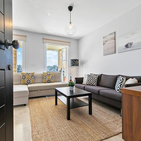 2 Bedroom Apartment Avdimou With Stunning Sea Views, Aphrodite Hills Resort เกาเคลีย ภายนอก รูปภาพ