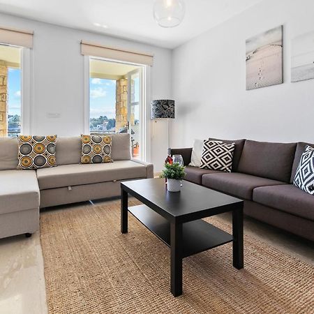 2 Bedroom Apartment Avdimou With Stunning Sea Views, Aphrodite Hills Resort เกาเคลีย ภายนอก รูปภาพ