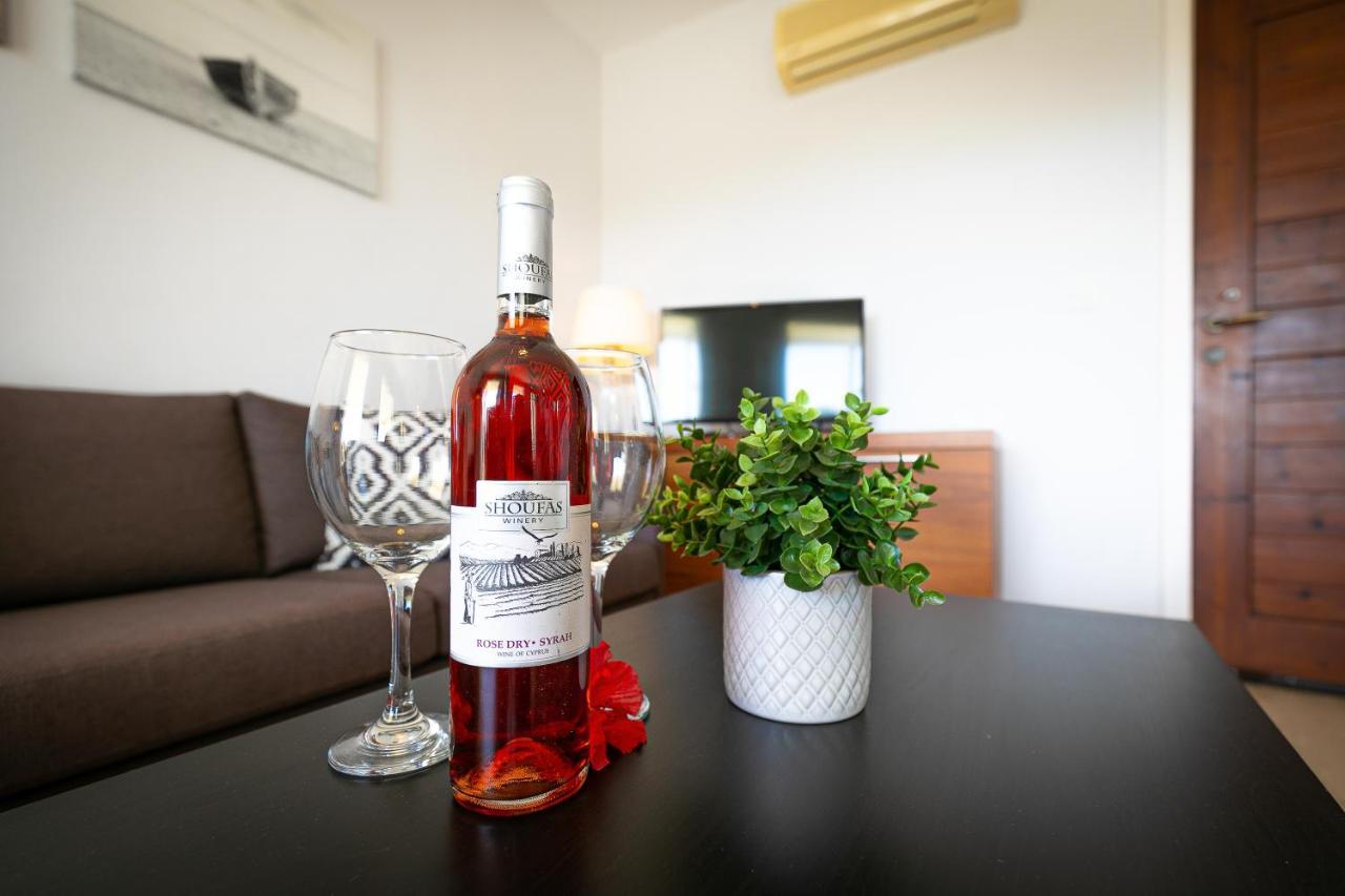 2 Bedroom Apartment Avdimou With Stunning Sea Views, Aphrodite Hills Resort เกาเคลีย ภายนอก รูปภาพ