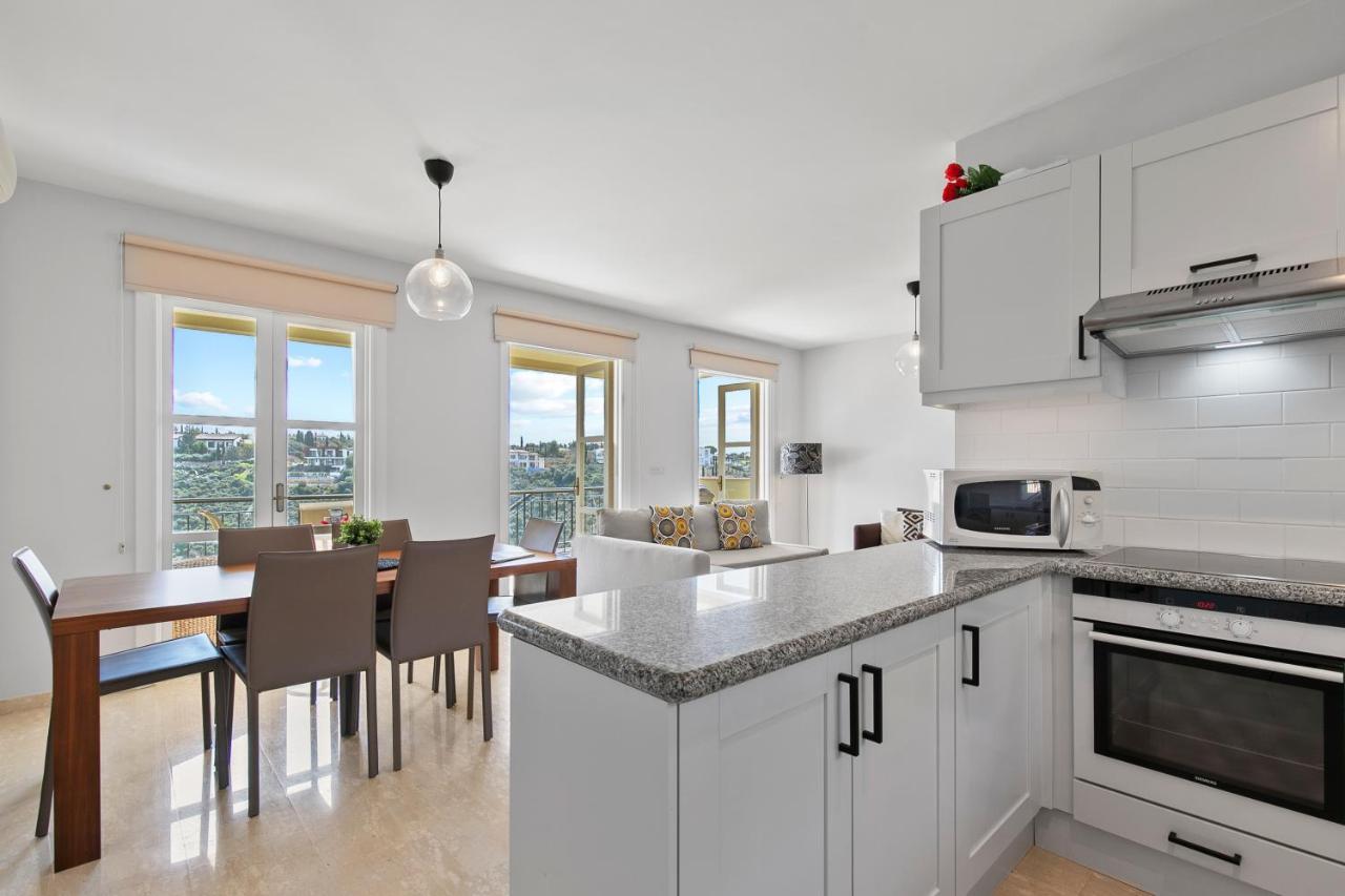 2 Bedroom Apartment Avdimou With Stunning Sea Views, Aphrodite Hills Resort เกาเคลีย ภายนอก รูปภาพ